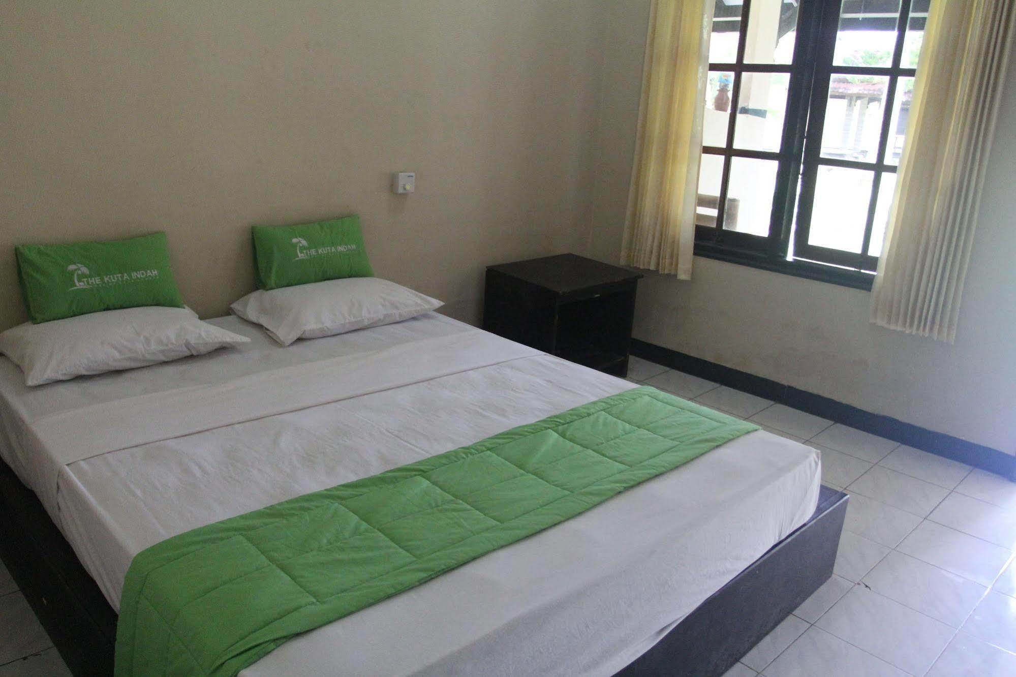 Kuta Indah Hotel Eksteriør billede