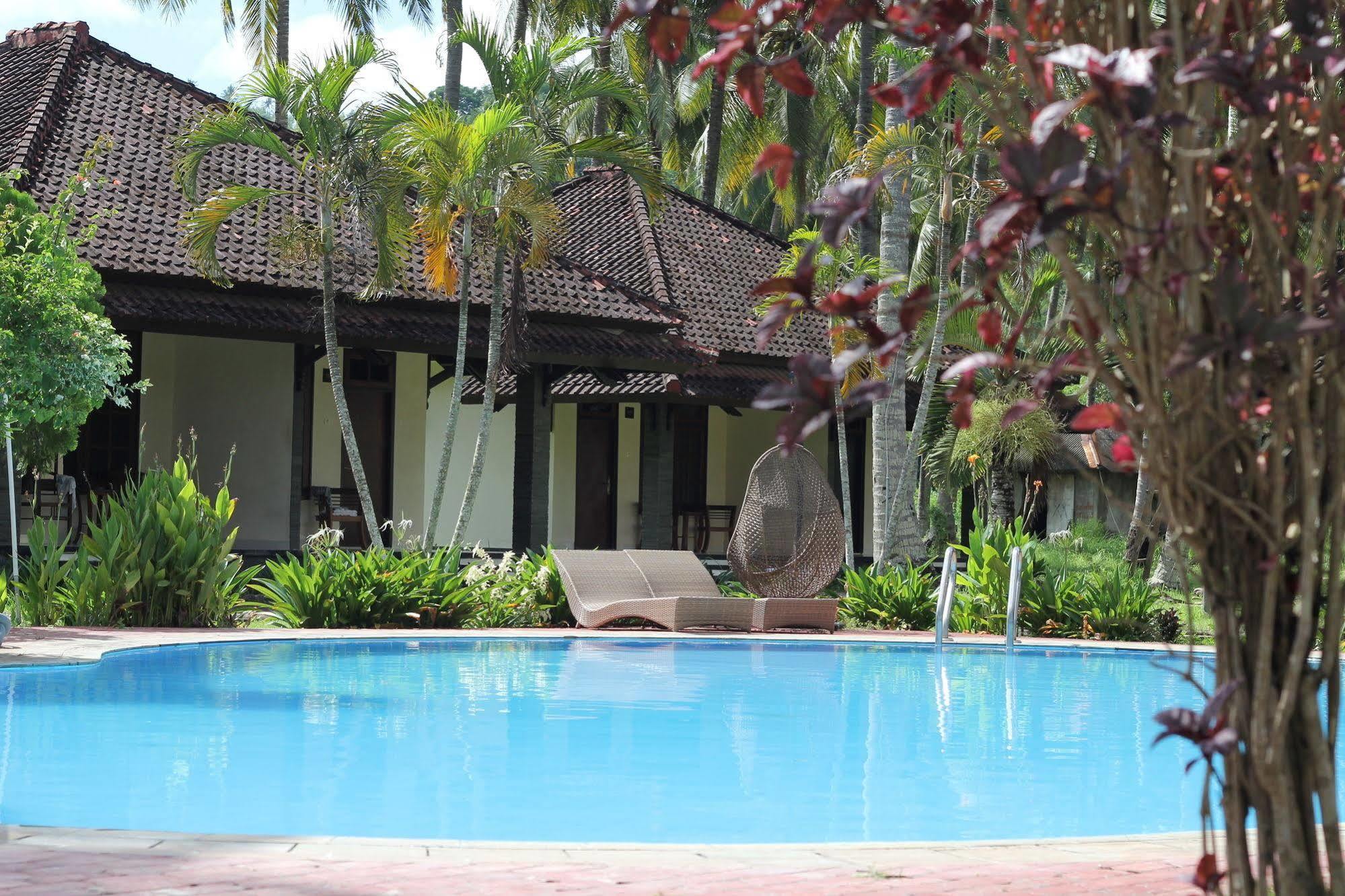 Kuta Indah Hotel Eksteriør billede